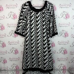 Penningtons dress Chevron knit, Black and White Zigzag Long Sleeve Dress